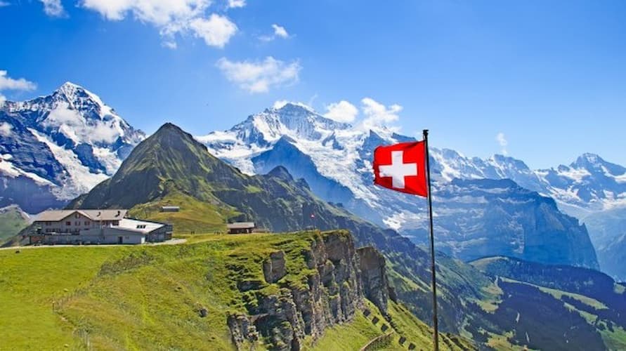 Thụy Sĩ là quốc gia mang tới nhiều điều thú vị về văn hoá, ẩm thực (ảnh: internet). 