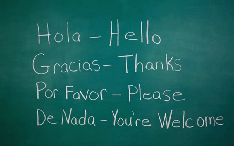 Học tiếng Tây Ban Nha mở ra cơ hội với bất kỳ ai học (ảnh: internet). 